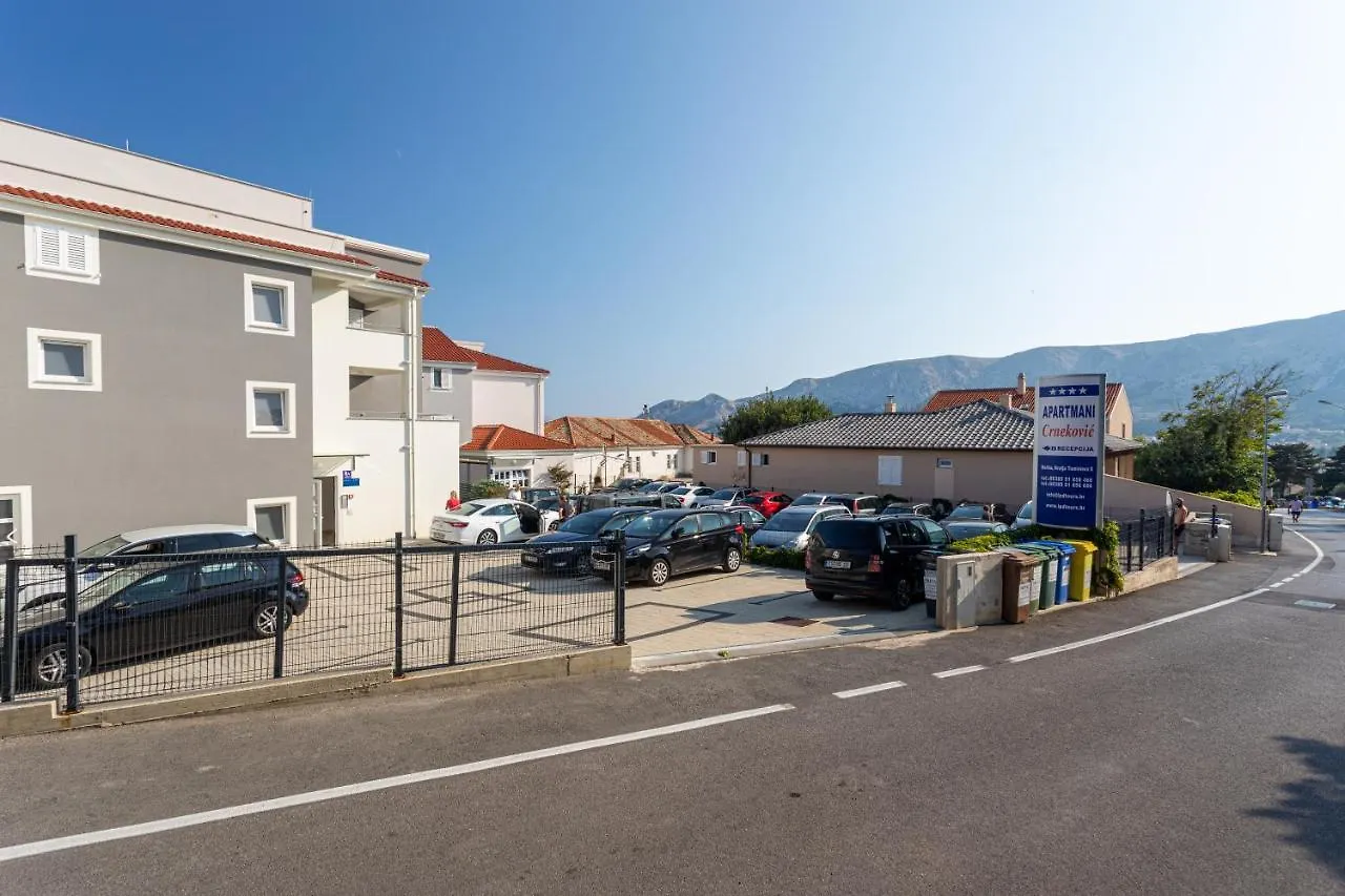 Apartments Crnekovic Tomislava 8A Baška 0*,